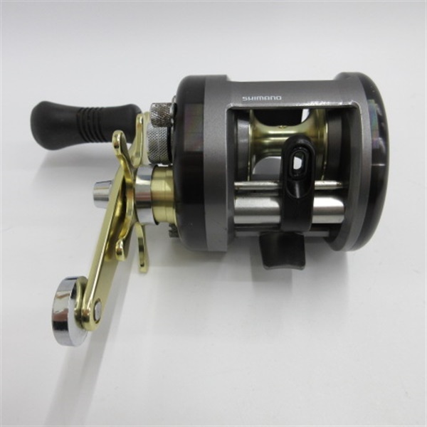 ０２アクシス４００Ｆ